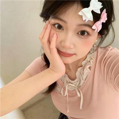 黄昏时分、牵着手
